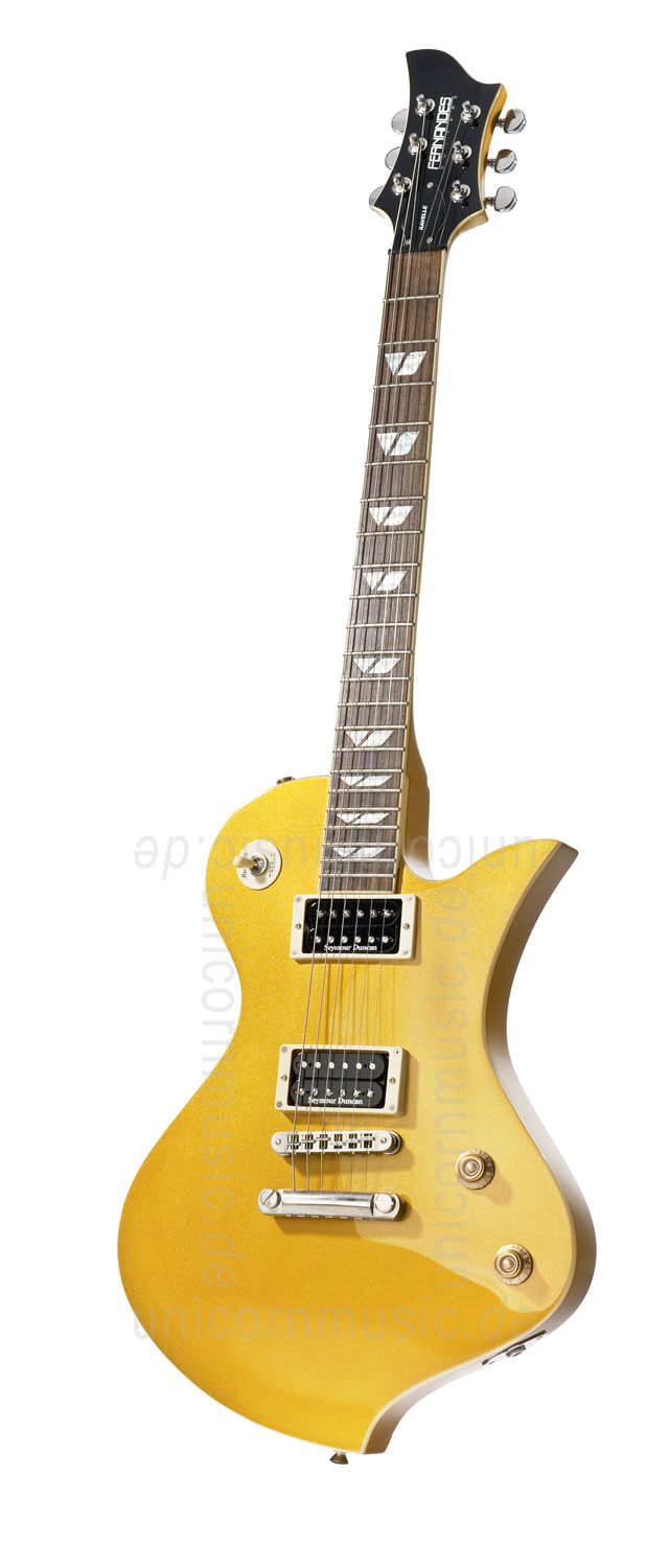 zur Artikelbeschreibung / Preis E-Gitarre FERNANDES RAVELLE DELUXE - Gold Top + Koffer