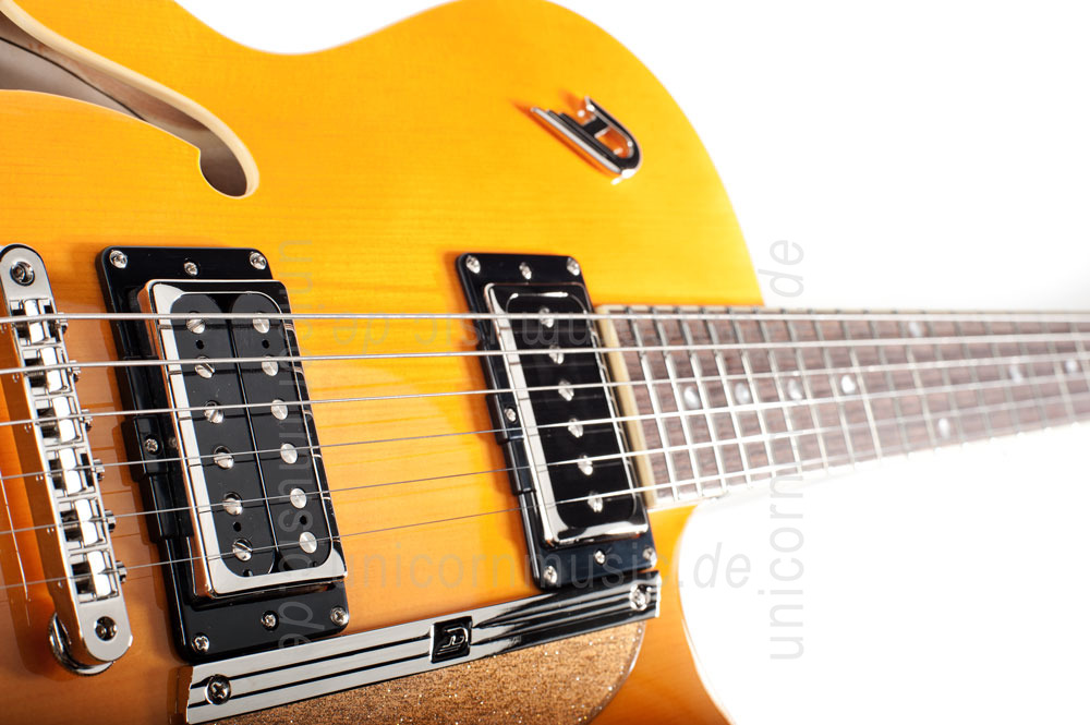 zur Artikelbeschreibung / Preis E-Gitarre DUESENBERG STARPLAYER TV - Trans-Orange + Custom Line Case