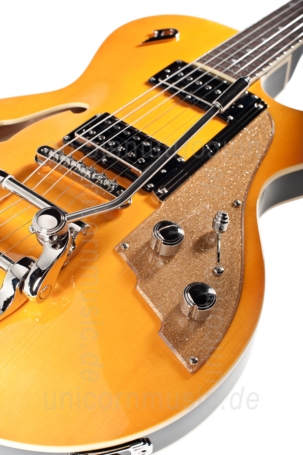 zur Artikelbeschreibung / Preis E-Gitarre DUESENBERG STARPLAYER TV - Trans-Orange + Custom Line Case