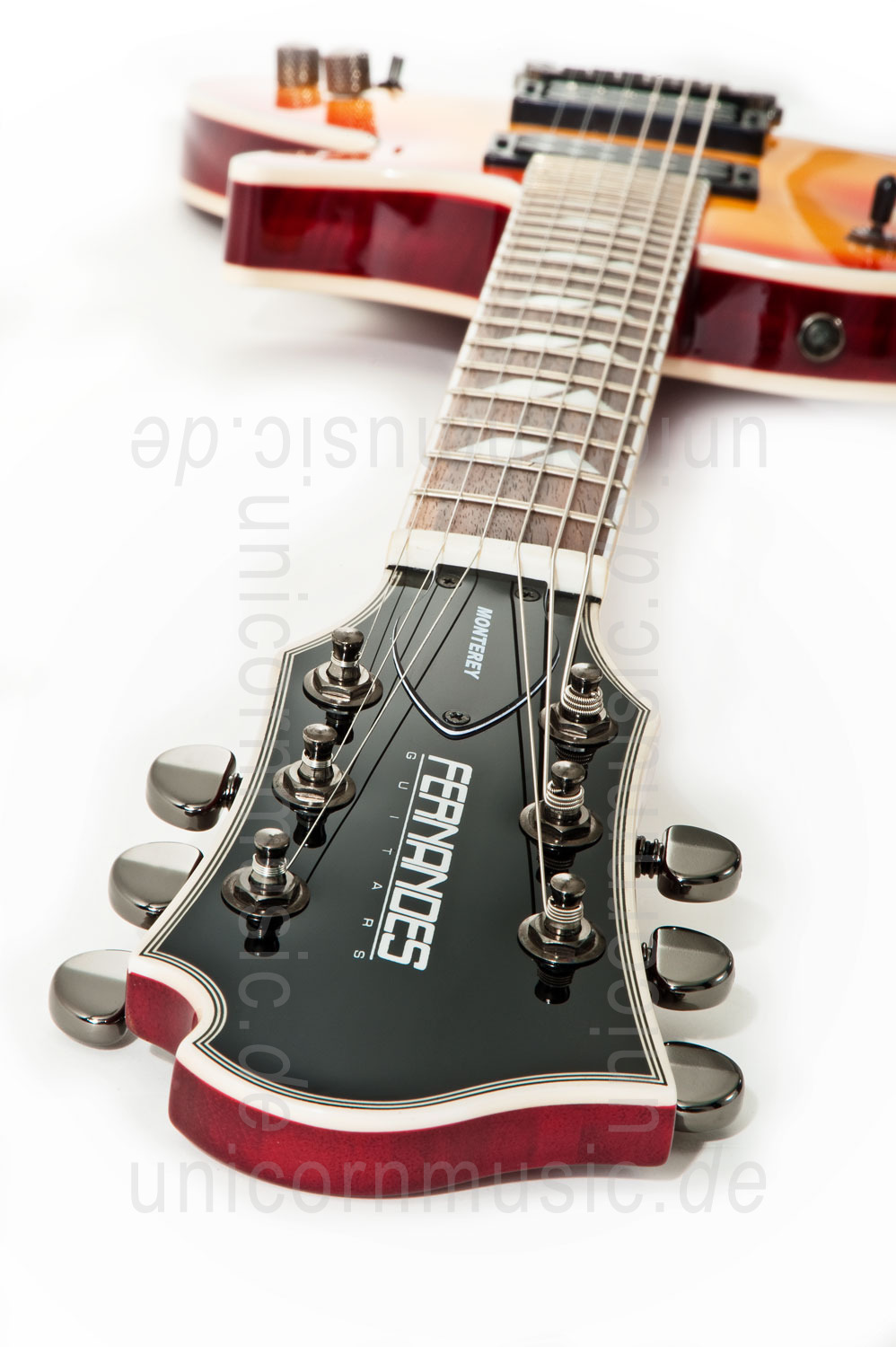 zur Artikelbeschreibung / Preis E-Gitarre FERNANDES MONTEREY ELITE - Honey Burst + Koffer