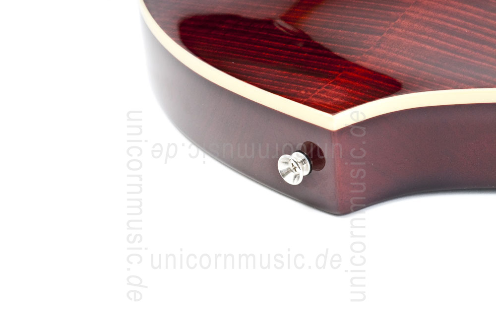 zur Artikelbeschreibung / Preis E-Gitarre FERNANDES RAVELLE DELUXE - Wine Red + Koffer