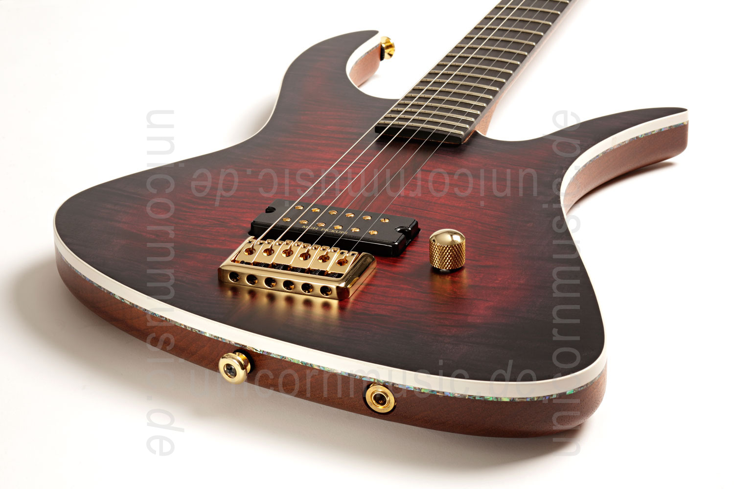 zur Artikelbeschreibung / Preis E-Gitarre MGH GUITARS Blizzard Beast Premium Deluxe - black cherry burst  - made in Germany