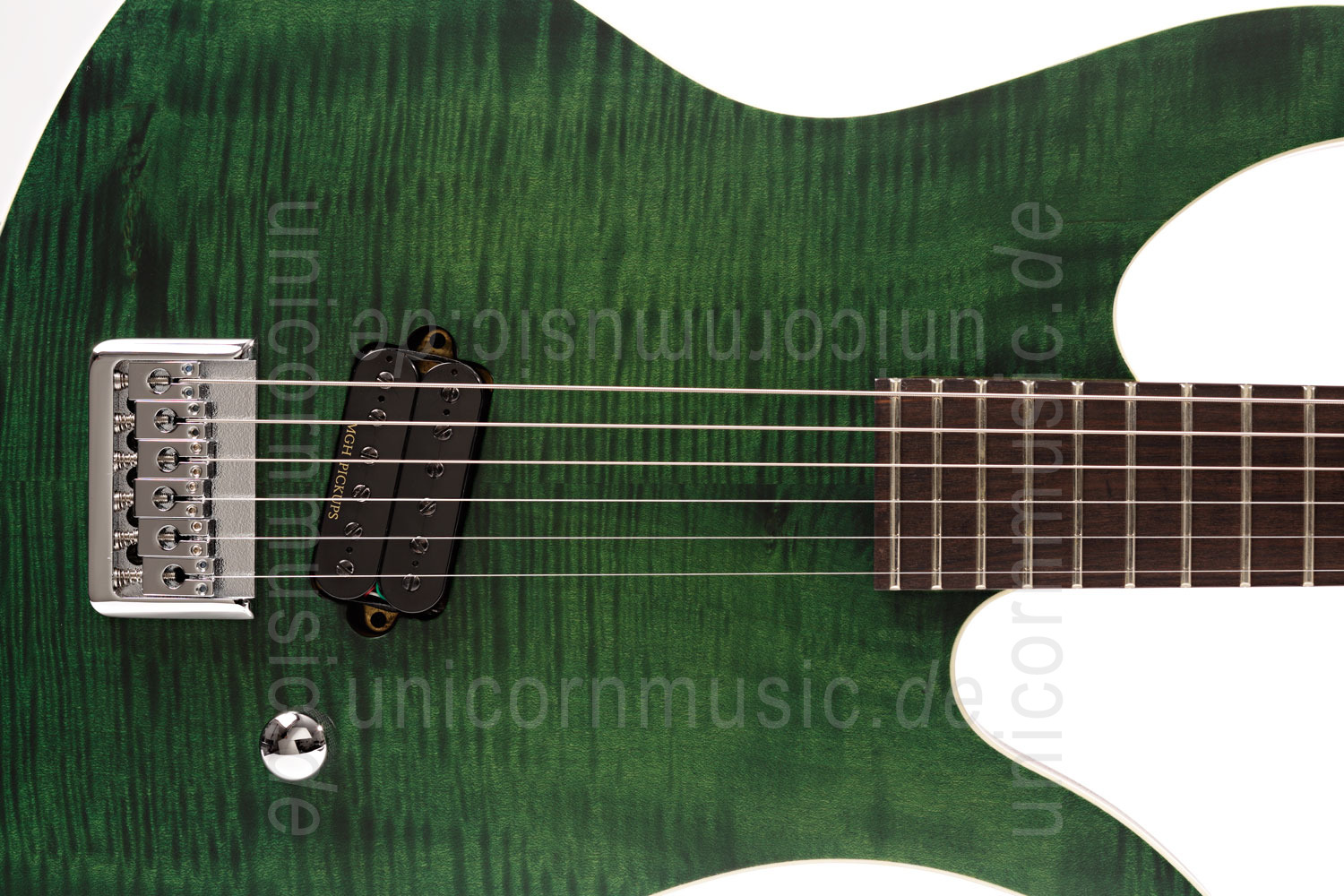 zur Artikelbeschreibung / Preis E-Gitarre MGH GUITARS Blizzard Beast Standard Supreme - dark green + Softcase - made in Germany