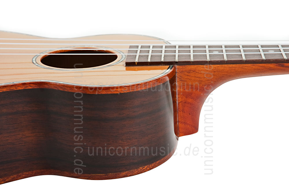zur Artikelbeschreibung / Preis Sopran Ukulele - MOANA UK-70 RWDXG - Palisander - massive Zederndecke  + Tasche