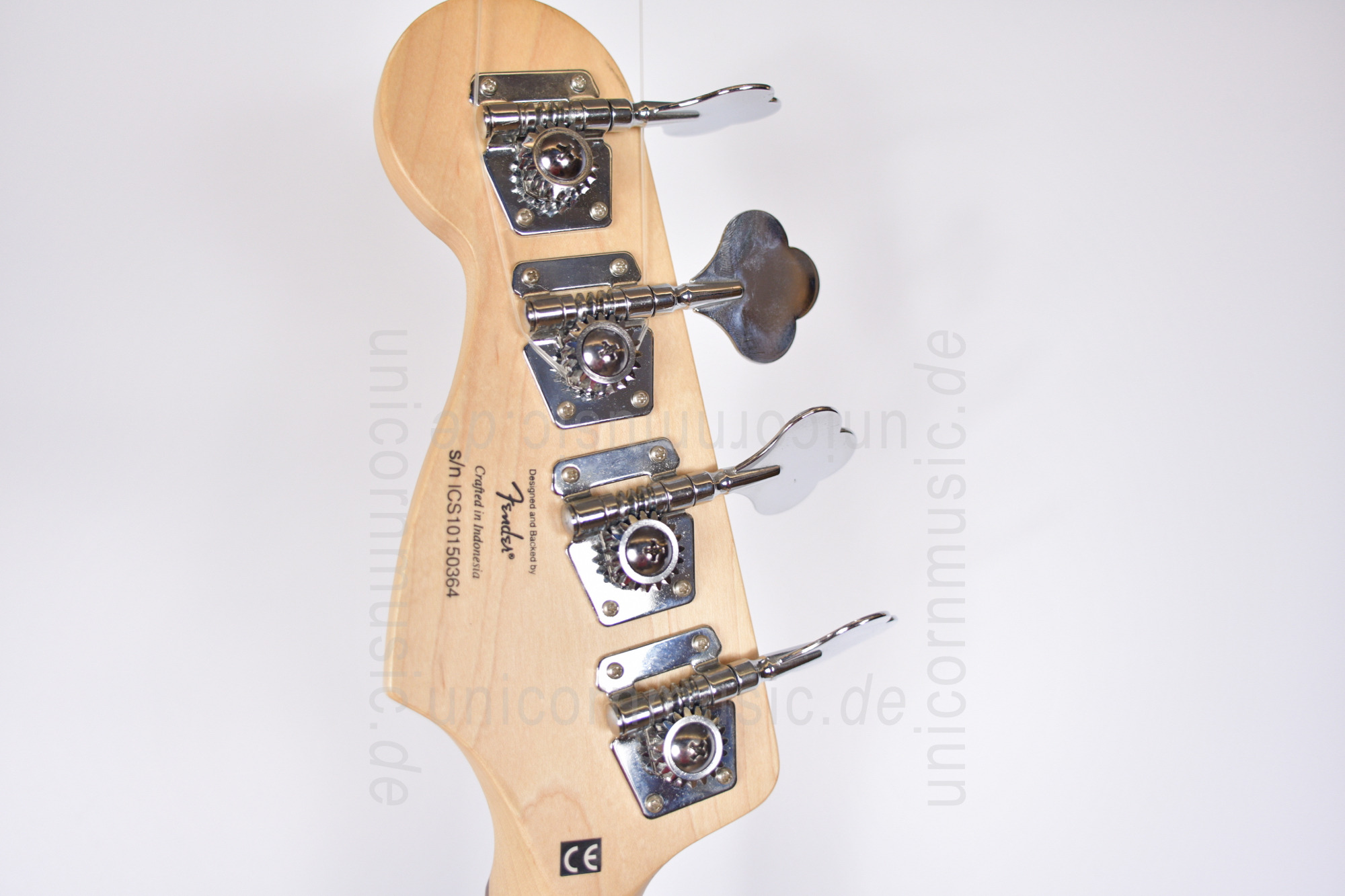 zur Artikelbeschreibung / Preis Squier Affinity Jazz Bass